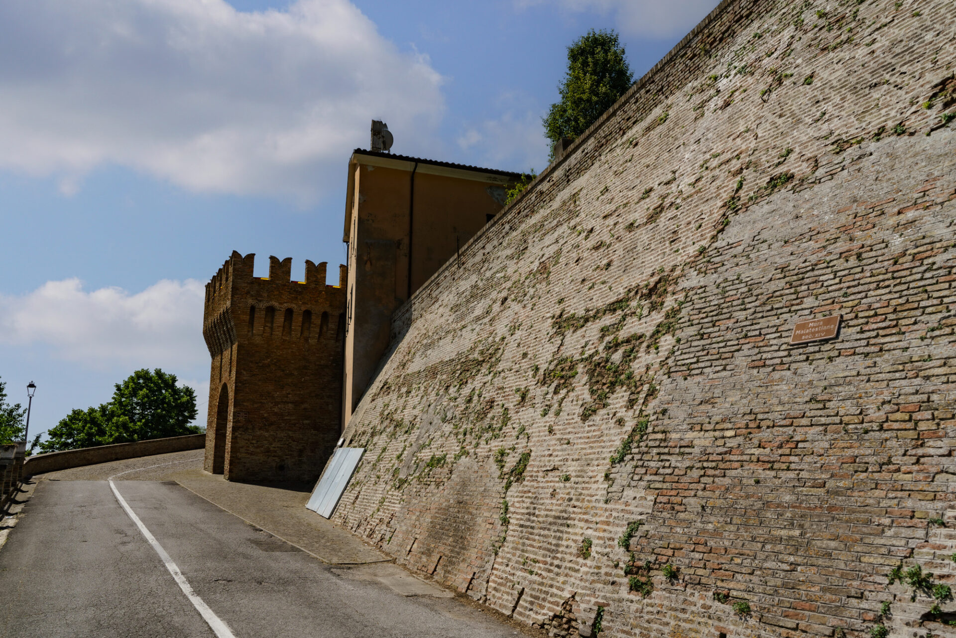 Castel Colonna